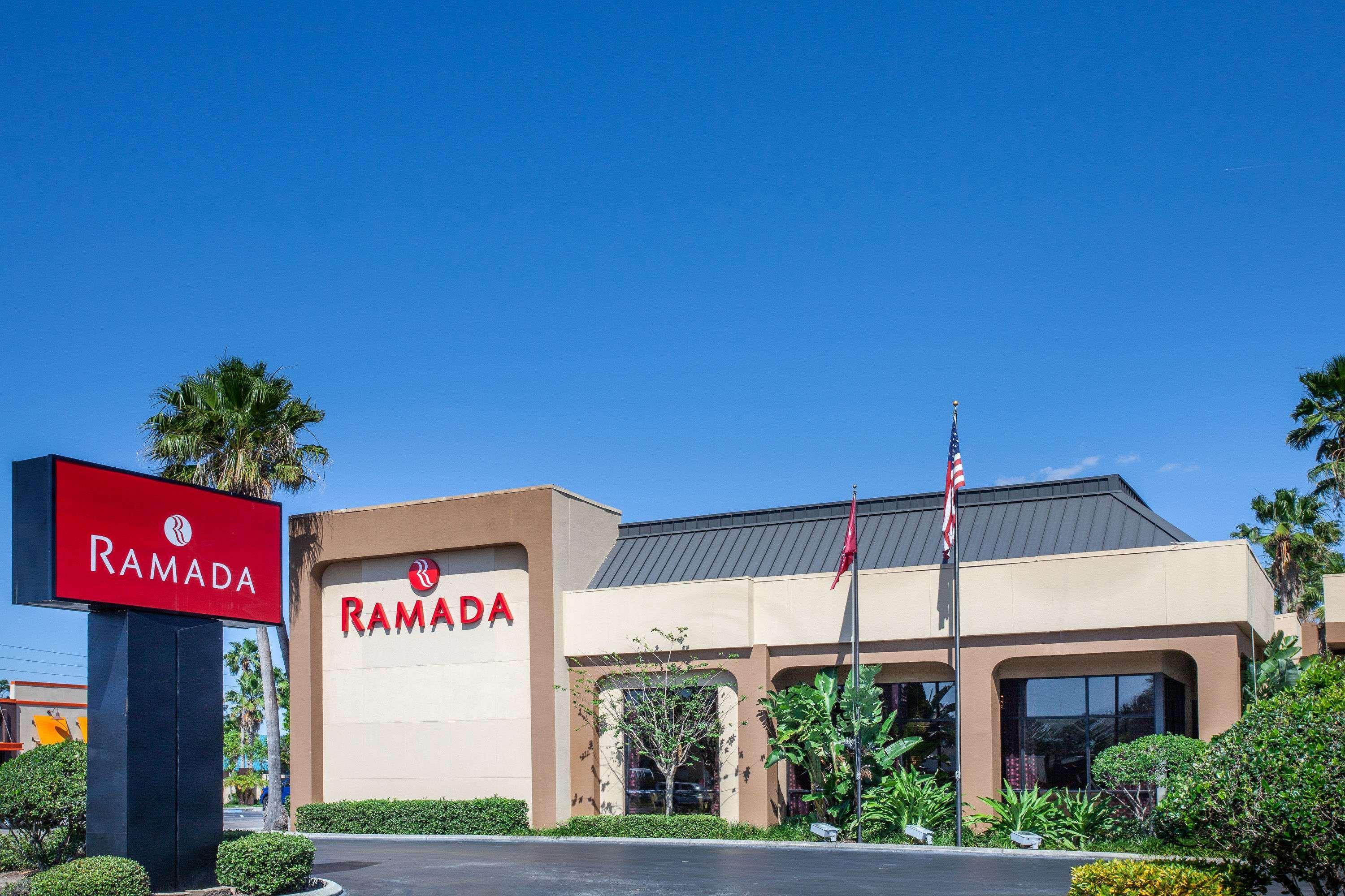 Ramada By Wyndham Orlando Florida Mall Hotel Exterior photo