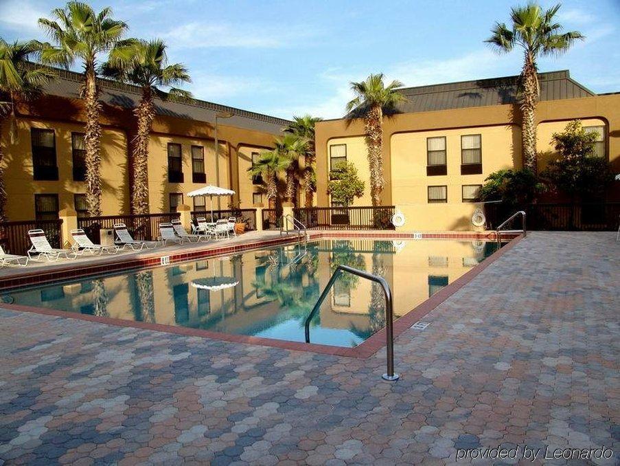 Ramada By Wyndham Orlando Florida Mall Exterior photo