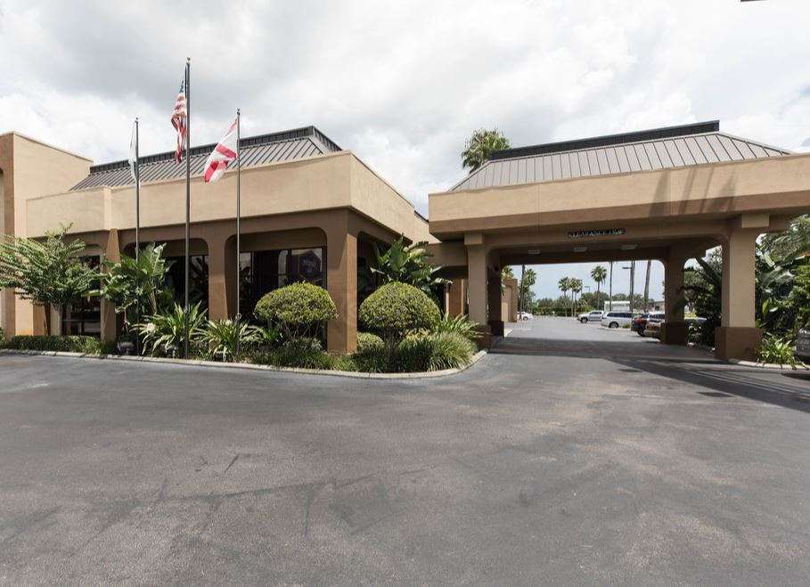 Ramada By Wyndham Orlando Florida Mall Exterior photo
